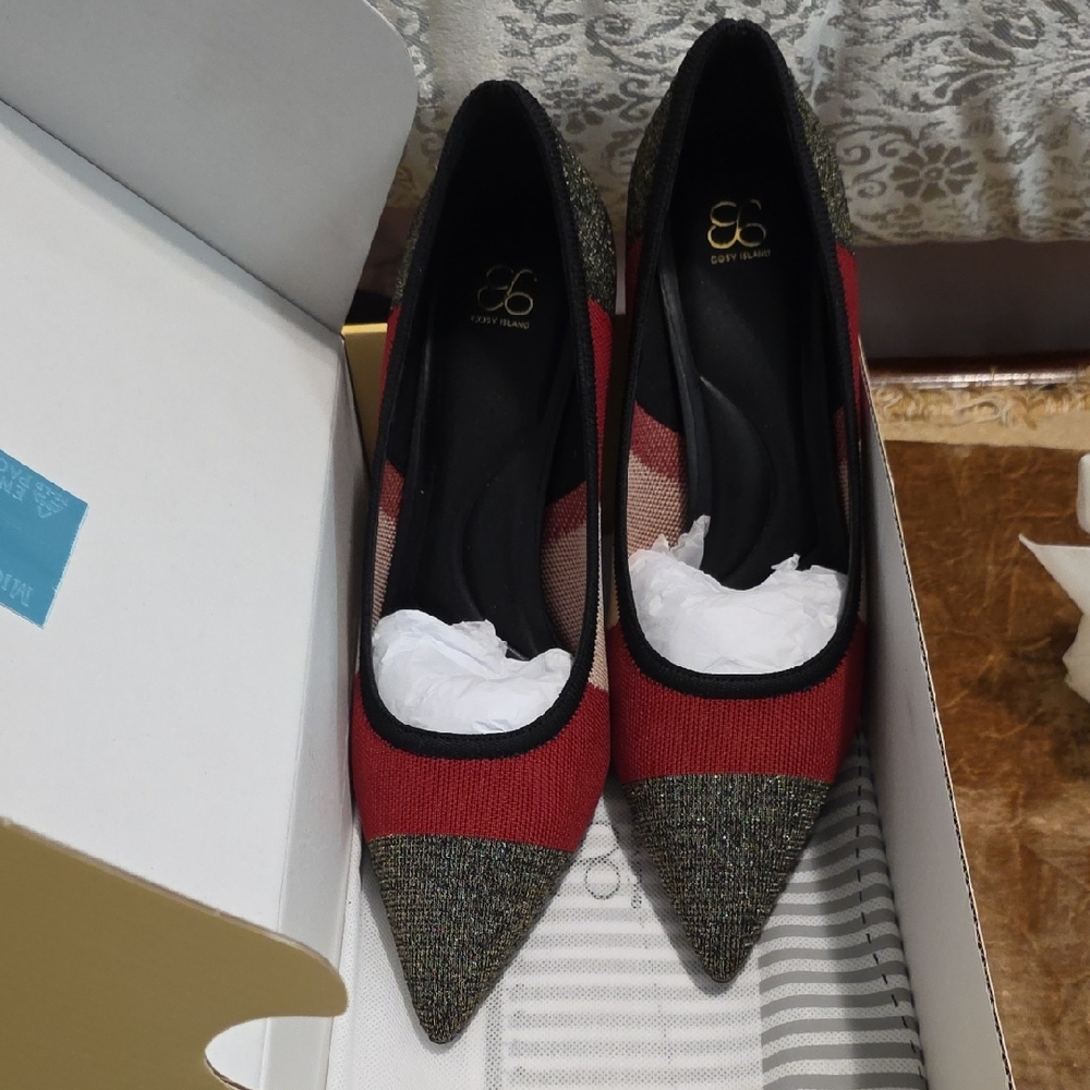 Elegant Red and Black Women's Shoes By Cosy Island
